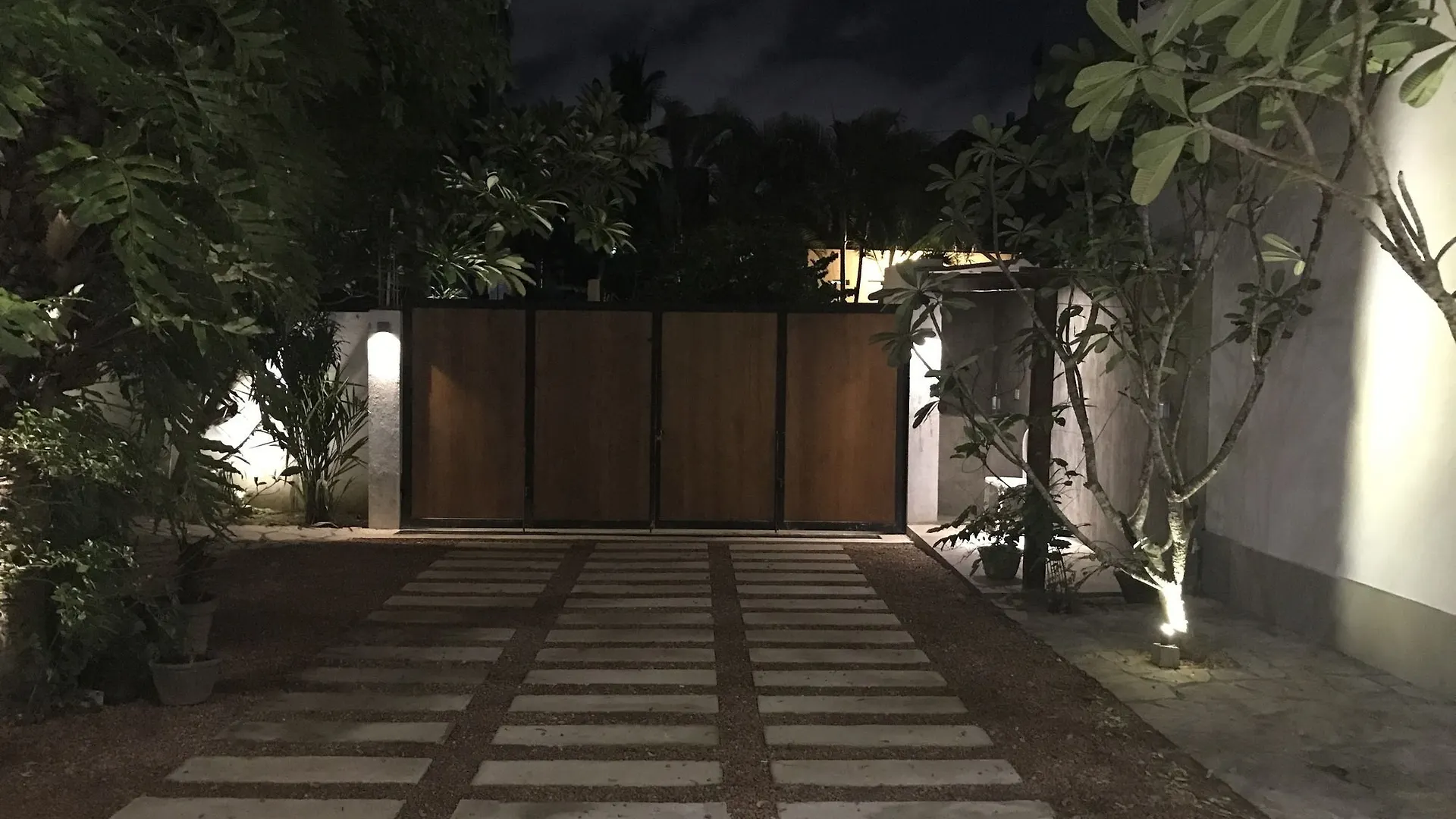Hotel Sayura House Colombo Sri Lanka