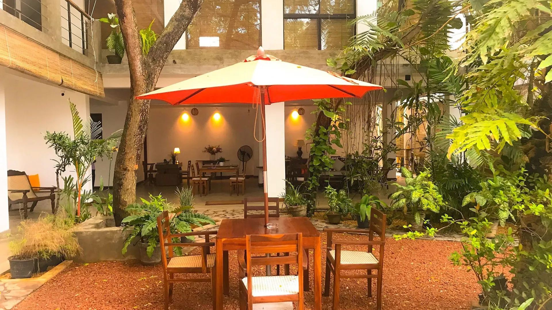 Hotel Sayura House Colombo